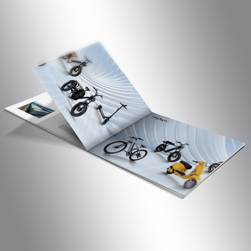 如何根據目標市場的語言需求制作多語言版本的宣傳冊及畫冊,以提高信息的國際傳播效率和覆蓋面,并有效結合設計內容進行呈現?
